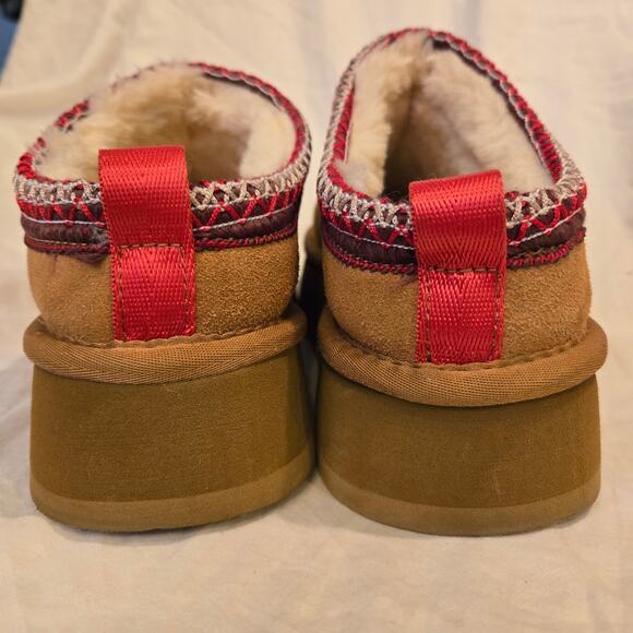 UGG Tazz Braid Slipper Size 8 Chestnut Suede Platform Moccasin Clog *read* - Picture 3 of 14